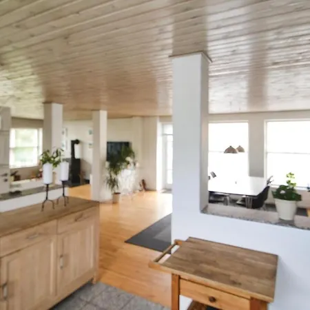 Three-bedroom Holiday In
