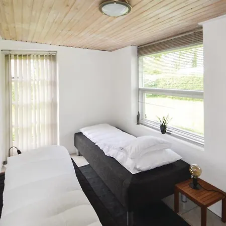 Three-bedroom Holiday In Vakantiehuis *