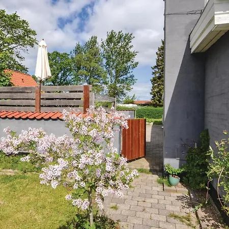 Vakantiehuis Three-bedroom Holiday In